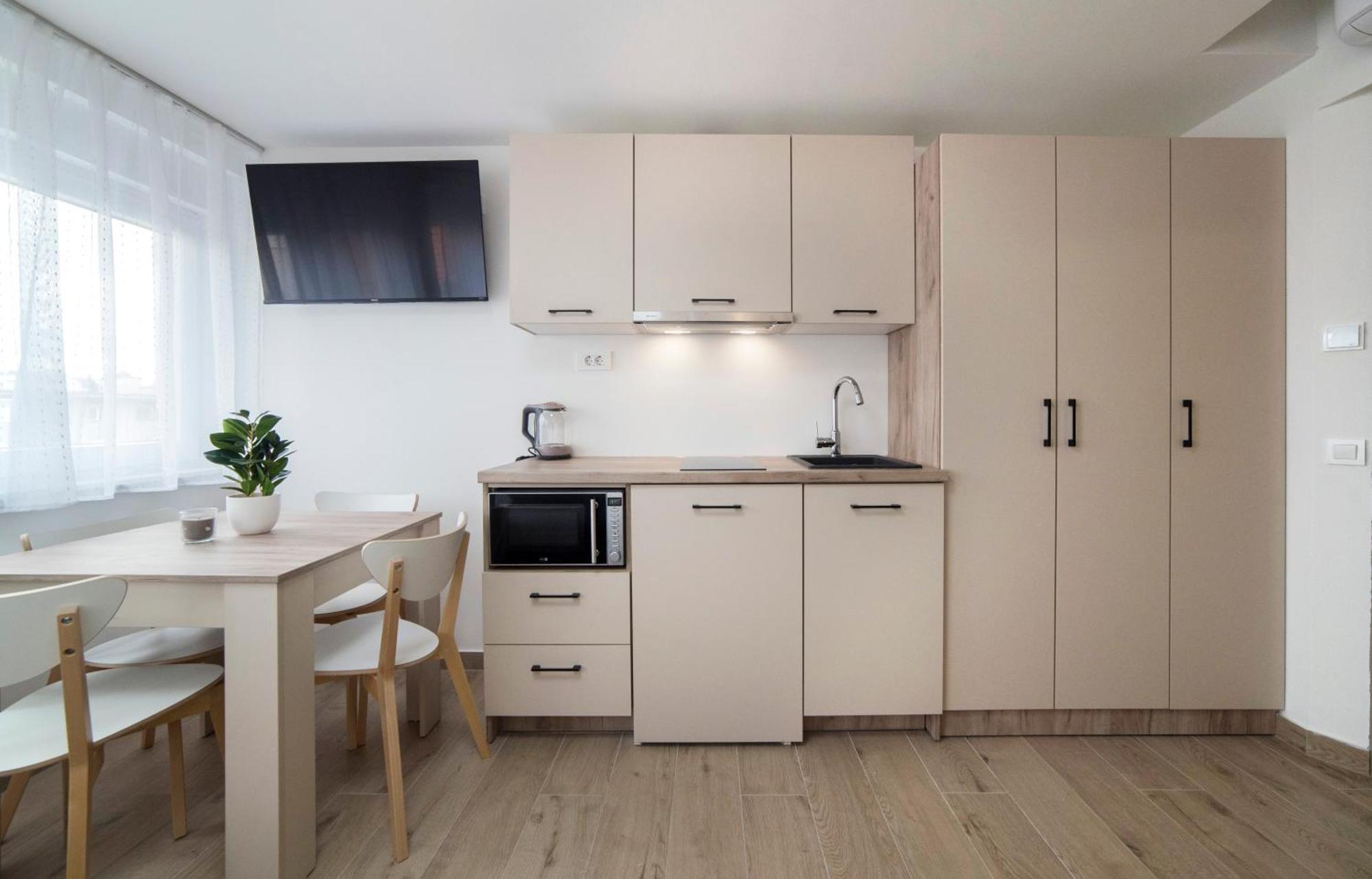 Apartments Pamer, 4Th Floor, No Elevator زغرب المظهر الخارجي الصورة