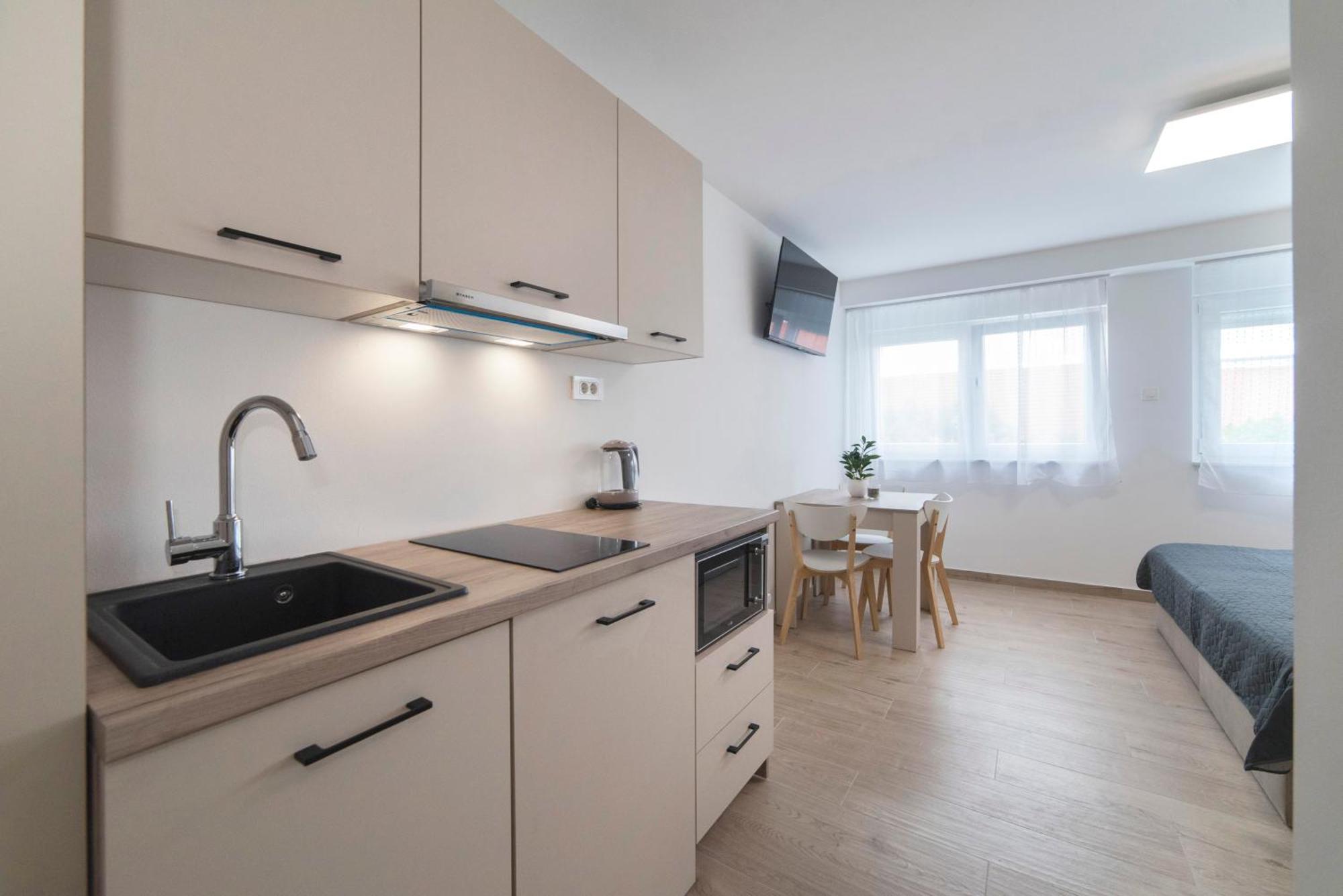Apartments Pamer, 4Th Floor, No Elevator زغرب المظهر الخارجي الصورة